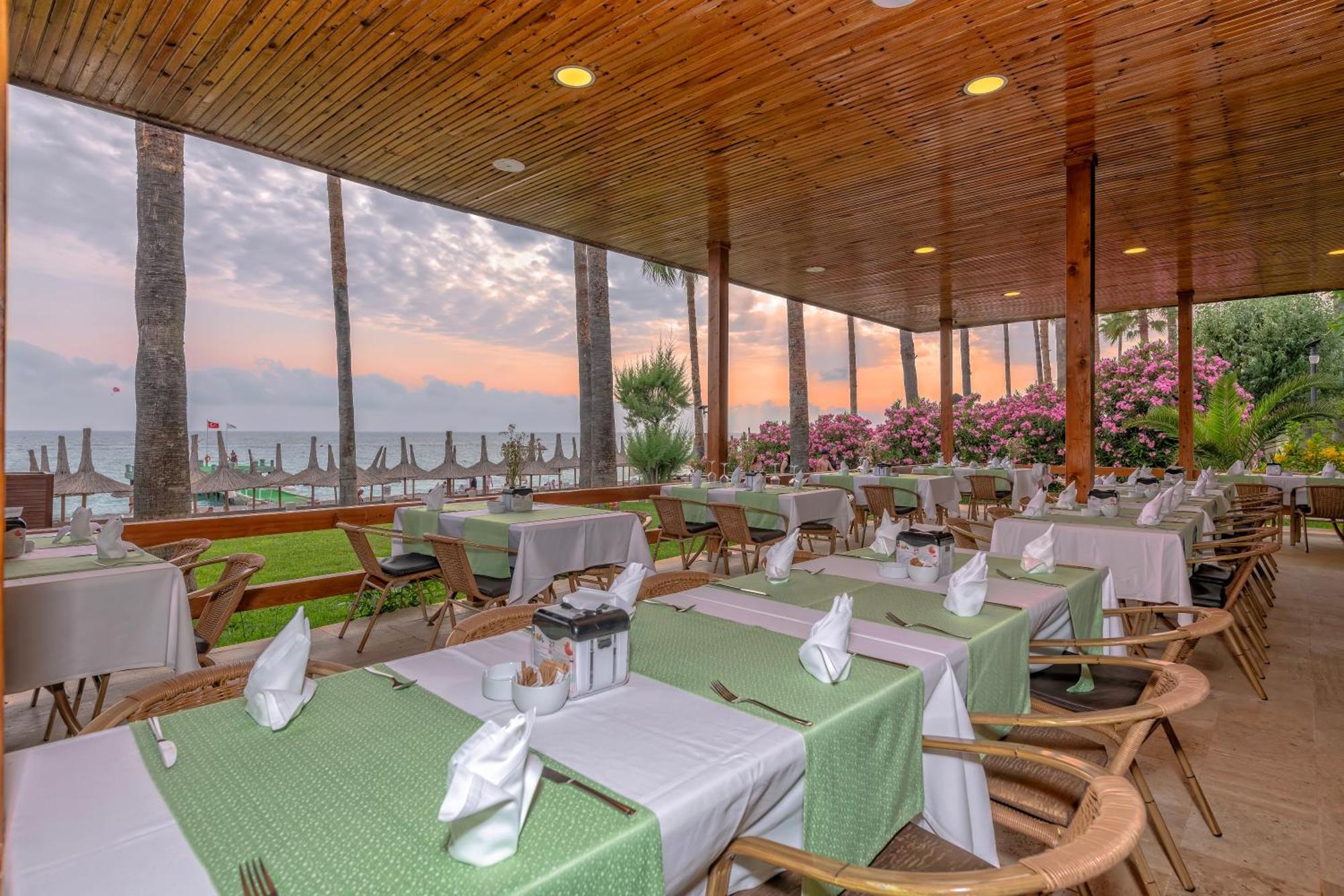 Meryan Hotel 오쿠르칼라르 외부 사진