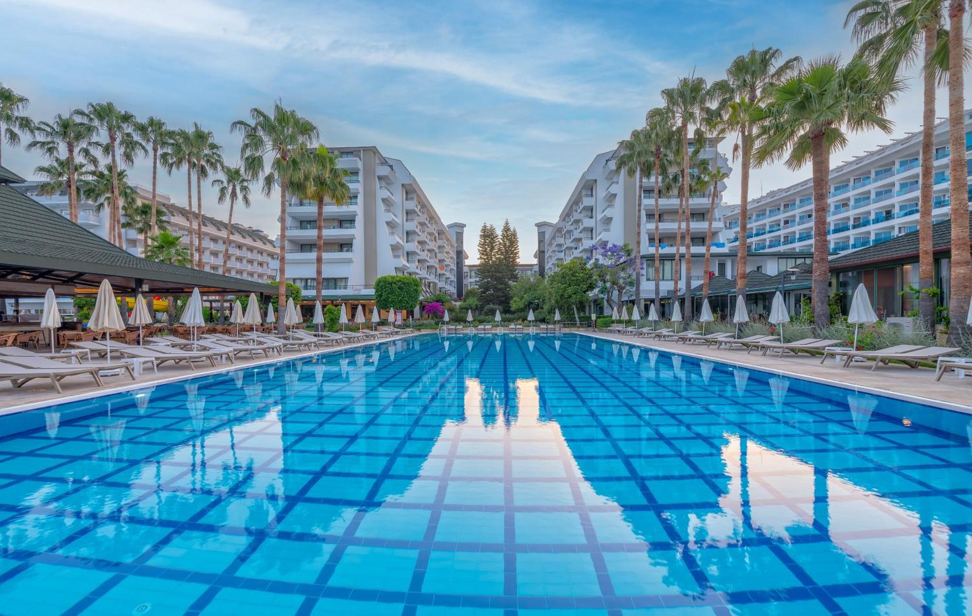 Meryan Hotel 오쿠르칼라르 외부 사진